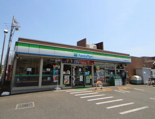 コンビニ　ファミリーマート練馬谷原六丁目店（コンビニ）まで865m