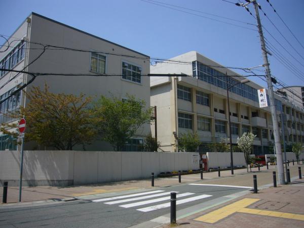 中学校　神戸市立駒ケ林中学校（中学校）まで550m