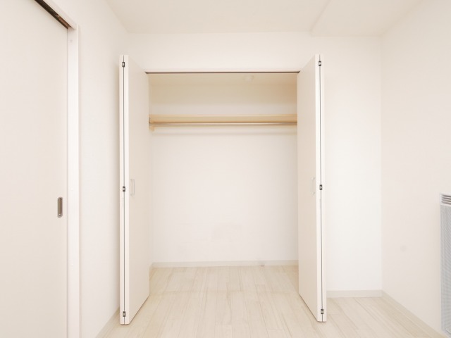収納　両開きのクローゼットです♪