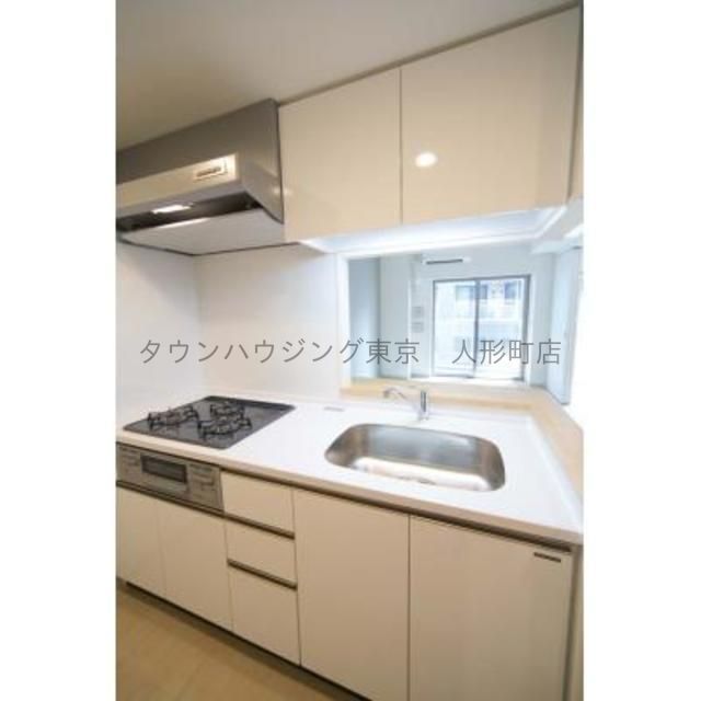 キッチン　※写真は同タイプ住戸です。
