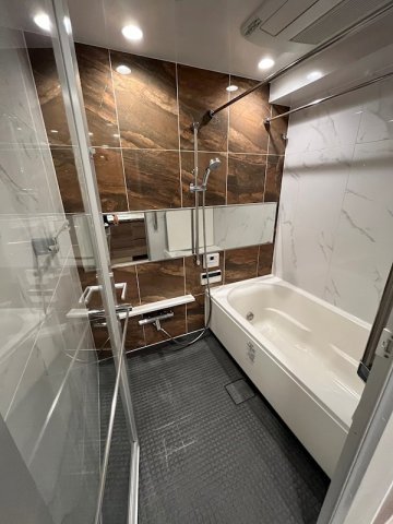バス・シャワールーム　バス※別部屋参考写真
