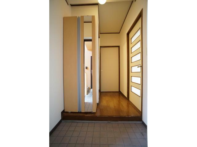 玄関　全身ミラー付シューズボックス