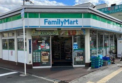 コンビニ　ファミリーマートスバル森小路店（コンビニ）まで410m