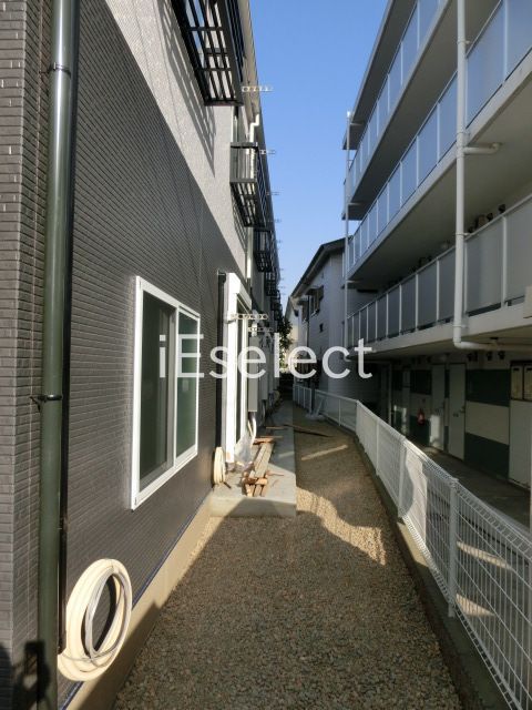 バルコニー　洗濯物も干せますね。