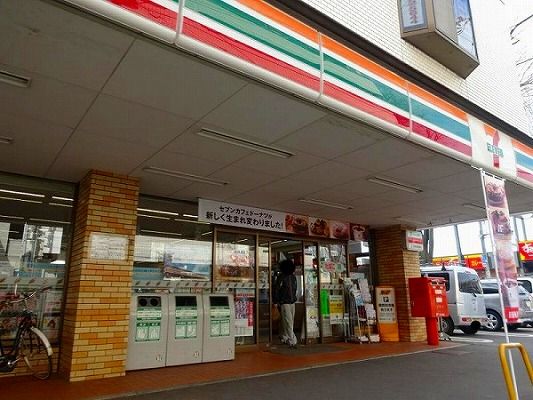 コンビニ　セブン-イレブン柴崎駅北店（コンビニ）まで404m