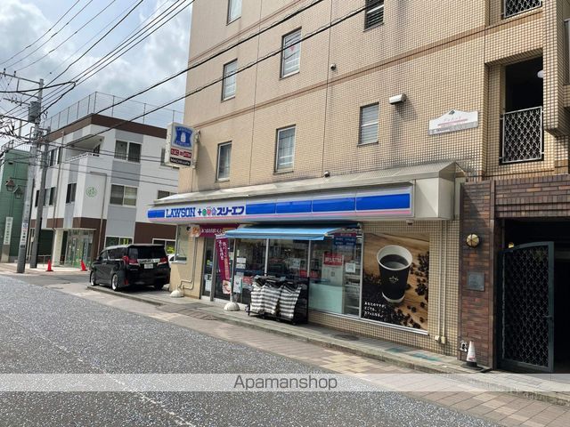 コンビニ　ローソン×スリーエフ（コンビニ）まで137m