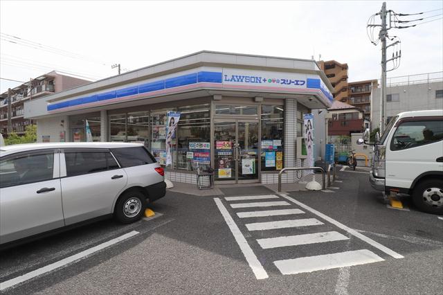 コンビニ　ローソン×スリーエフ（コンビニ）まで87m