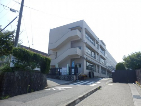 小学校　大津市立和邇小学校（小学校）まで400m