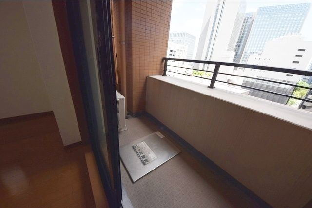 バルコニー　お問合せは(株)タウンハウジングレジデンス事業部　赤坂店・…