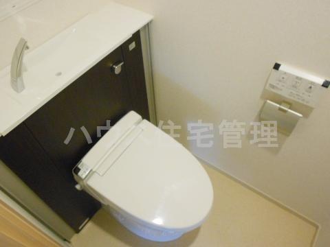 トイレ　シャワー付トイレ