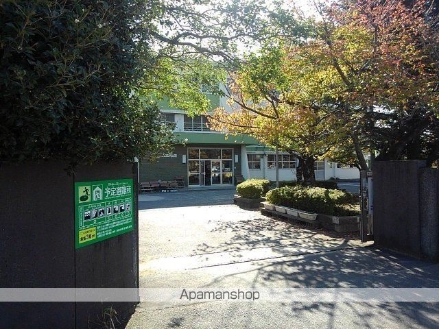小学校　池田小学校（小学校）まで800m