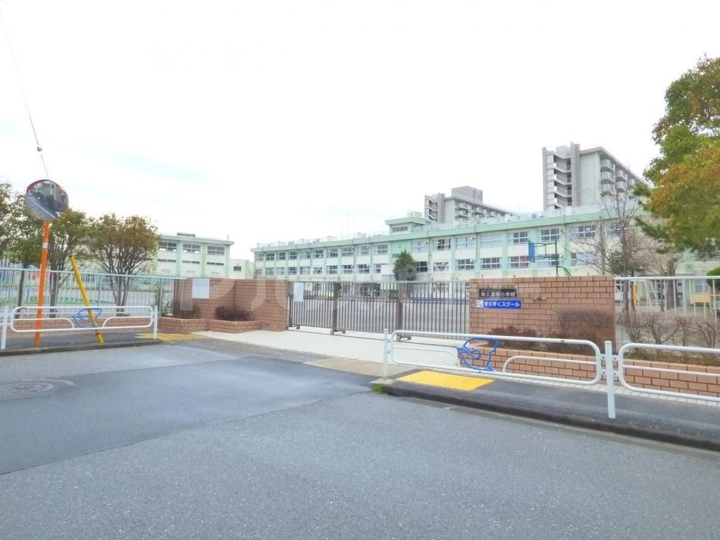小学校　江戸川区立第五葛西小学校（小学校）まで310m