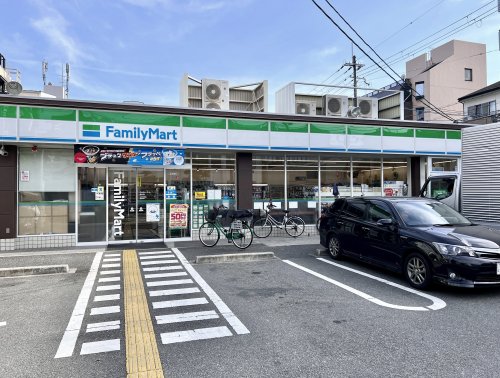 コンビニ　ファミリーマート　田辺店（コンビニ）まで1086m