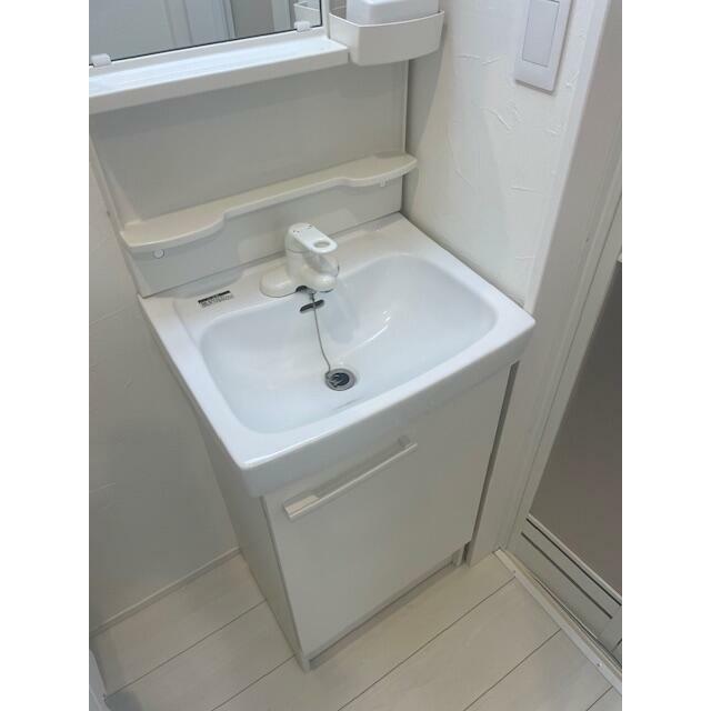 洗面設備　※同仕様写真含む
