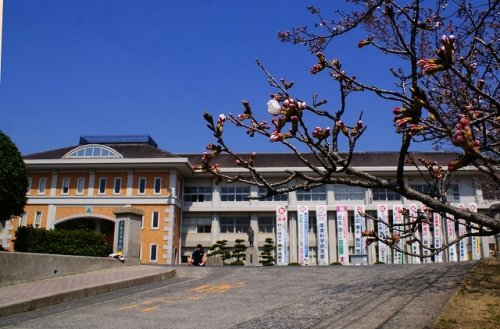 中学校　盈進学園 盈進中学高等学校（中学校）まで1038m