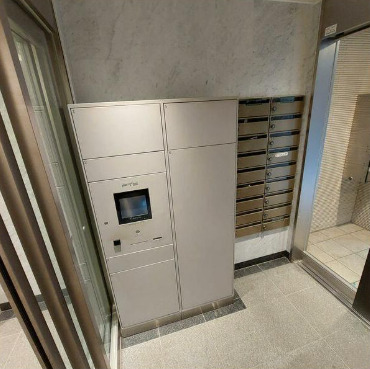 その他設備　宅配ロッカー。