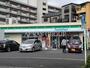 コンビニ　ファミリーマート 津田山駅北店（コンビニ）まで400m