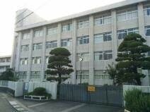 中学校　岡山市立中山中学校（中学校）まで1628m