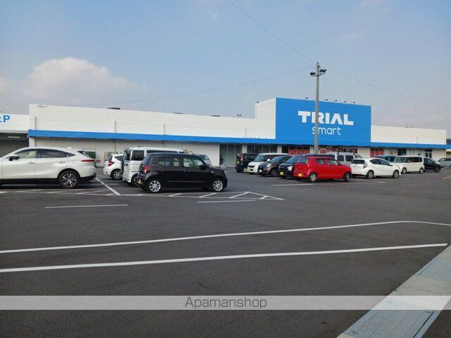 スーパー　ＴＲＩＡＬｓｍａｒｔ糸島荻浦店（スーパー）まで800m