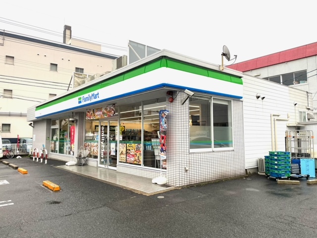 コンビニ　ファミリーマート 氷室町店（コンビニ）まで341m