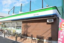 コンビニ　ファミリーマート 今福東一丁目店（コンビニ）まで361m