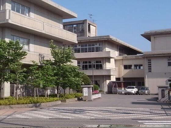 小学校　富山市立鵜坂小学校（小学校）まで205m