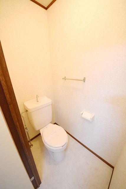 トイレ　★お部屋探しは株式会社タウンハウジング東京まで★