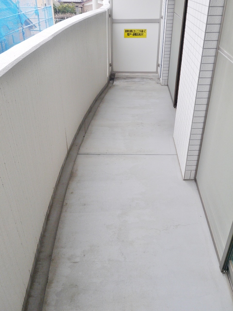バルコニー　※別部屋写真使用中