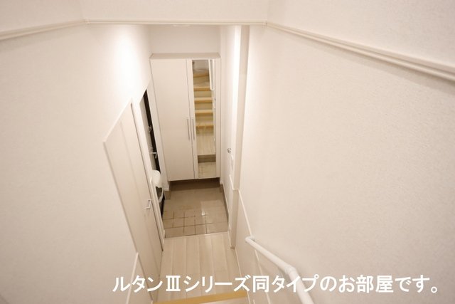 玄関　収納もある玄関です