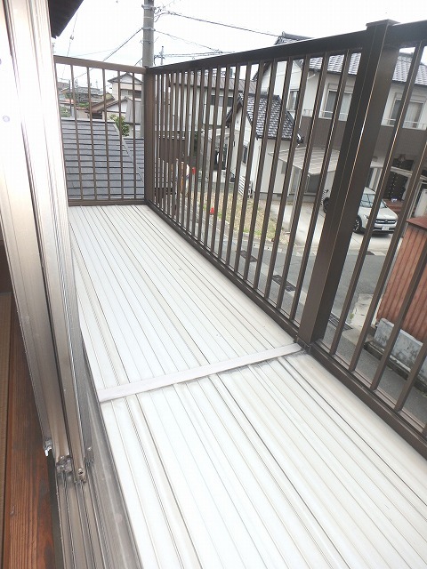 バルコニー　東向きで朝日が差し込みます☆