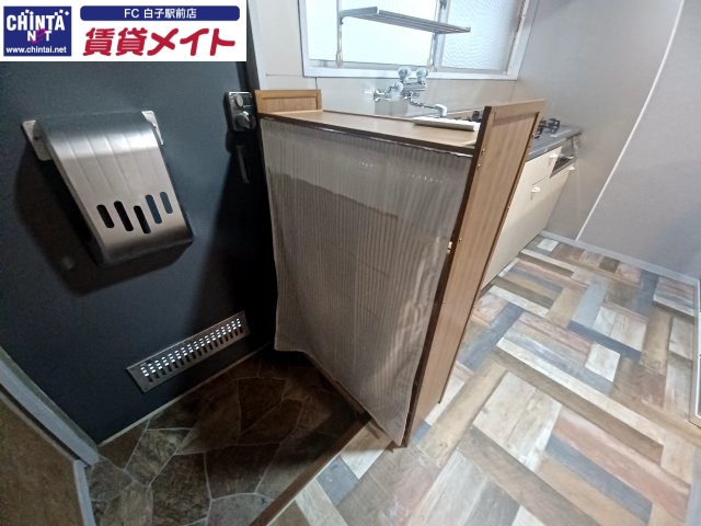 玄関　同型参考写真