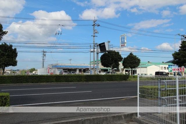 コンビニ　ローソン高松御厩店（コンビニ）まで789m