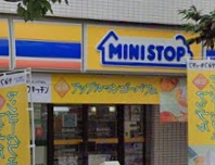 コンビニ　ミニストップ 入谷2丁目店（コンビニ）まで444m