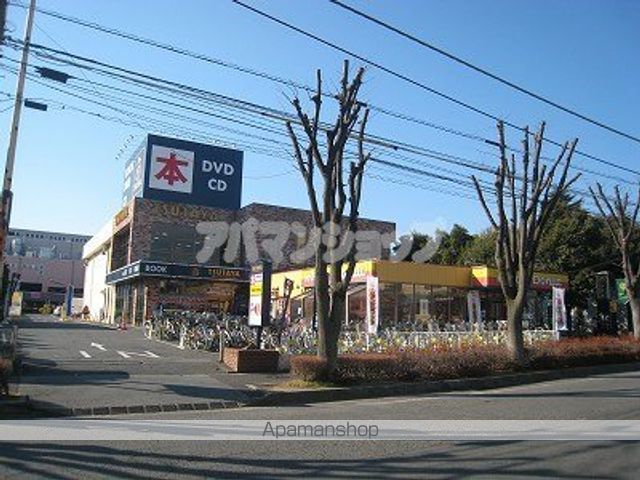 レンタルビデオ　ＴＳＵＴＡＹＡ鶴ヶ島店（レンタルビデオ）まで1351m
