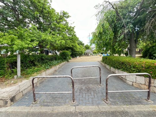 公園　弓場の先公園（公園）まで237m