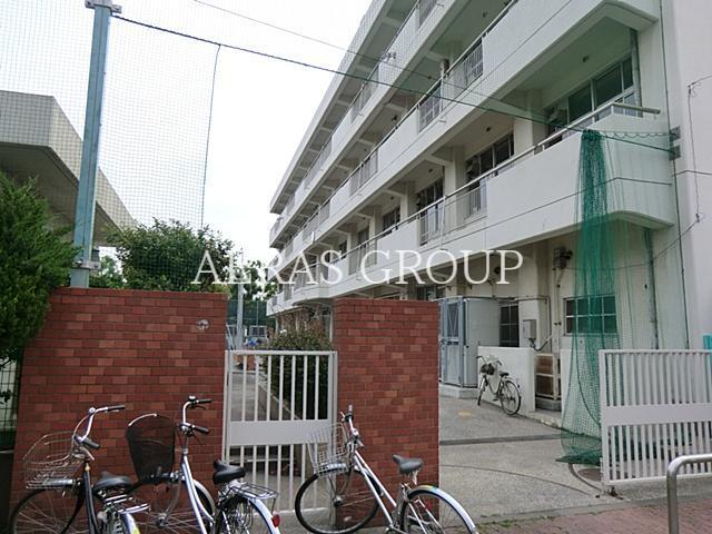 小学校　大田区立南六郷小学校（小学校）まで159m
