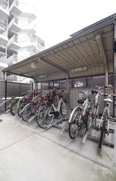 駐車場　駐輪場