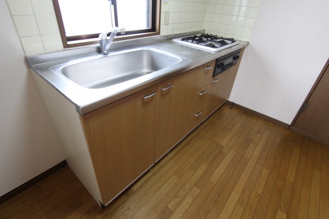 キッチン　他の部屋の参考写真です