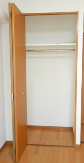 収納　★仲介手数料は賃料の半月分＋税★