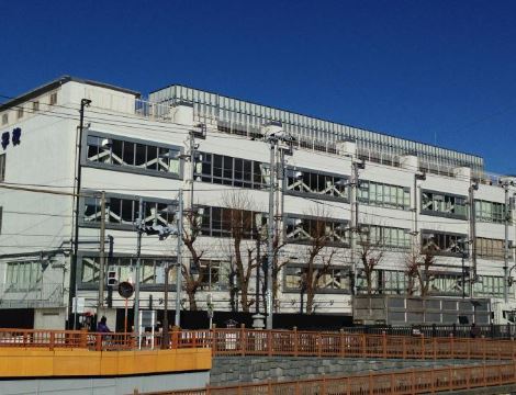 中学校　大島中学校（中学校）まで378m