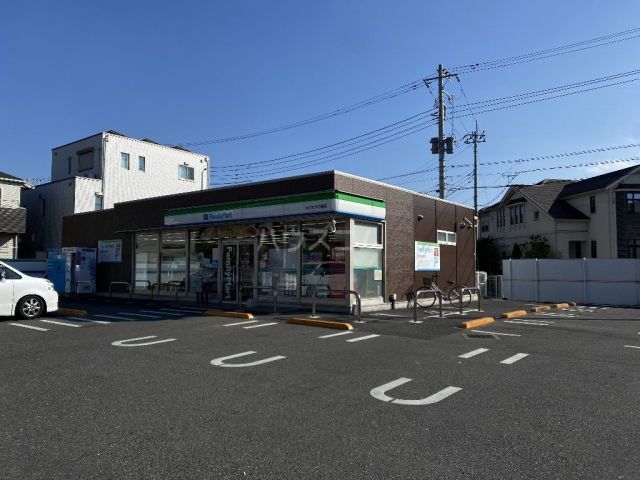 コンビニ　ファミリーマート おおたかの森店（コンビニ）まで176m