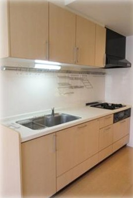 都営浅草線 東銀座駅 徒歩2分 14階建 築23年のキッチン写真