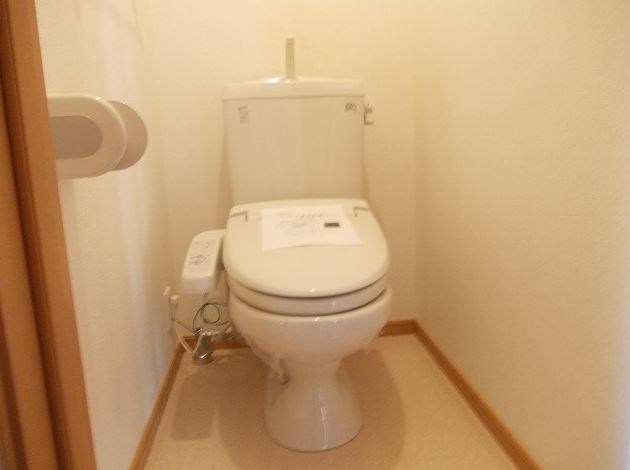 トイレ　別部屋参照