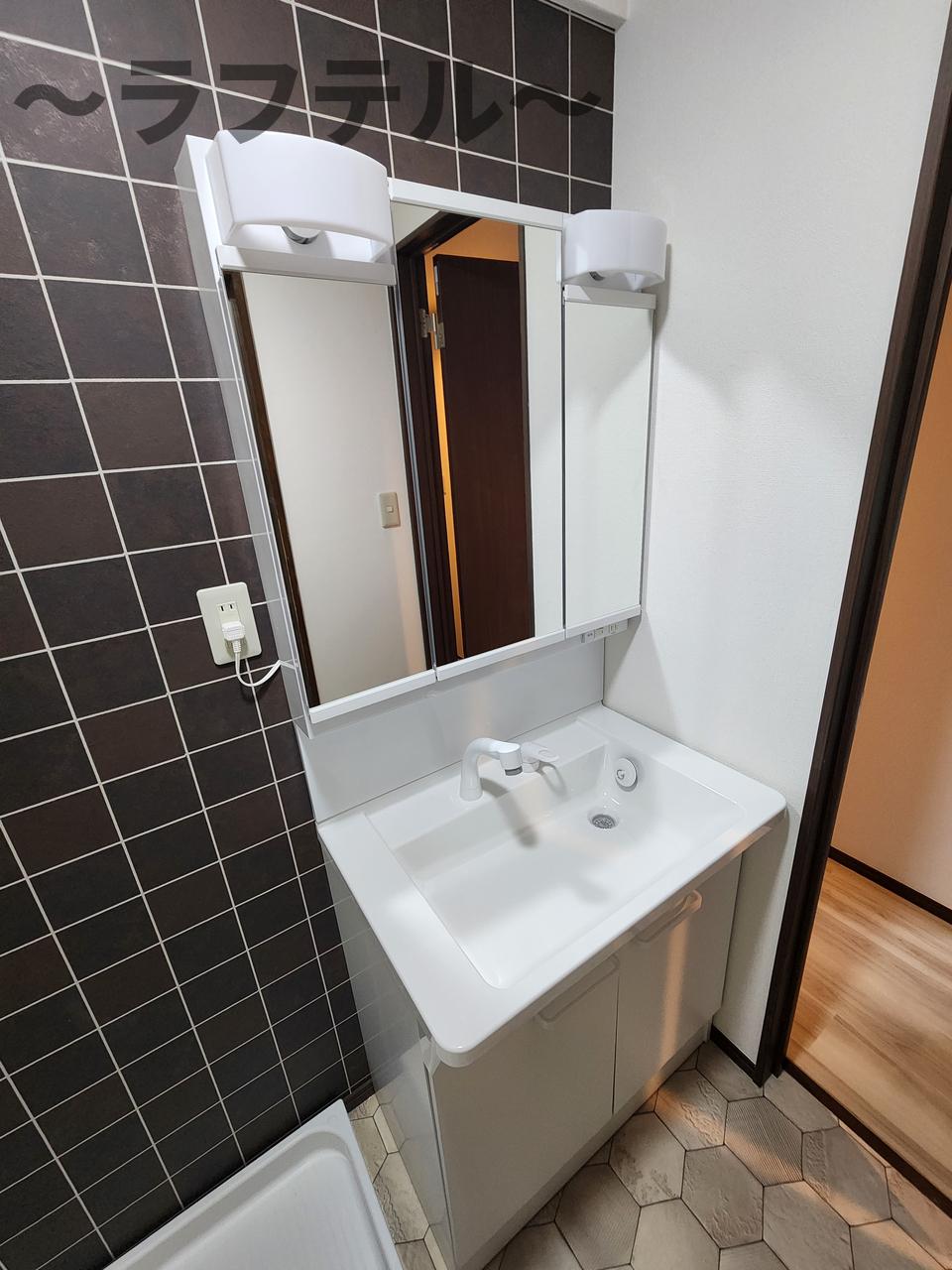 洗面設備　別部屋イメージ写真