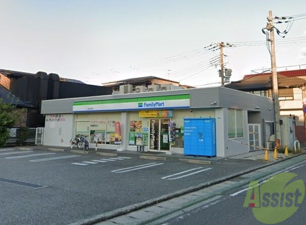 コンビニ　ファミリーマート西宮大屋町店（コンビニ）まで751m
