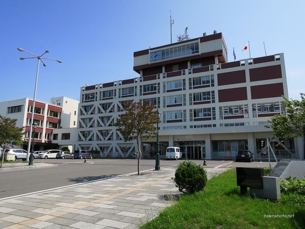 役所　由利本荘市役所（本荘総合支所）（役所）まで2092m