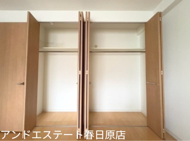 収納　各部屋に収納アリ