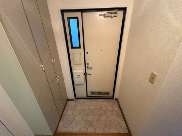 ネオパーチェの玄関写真