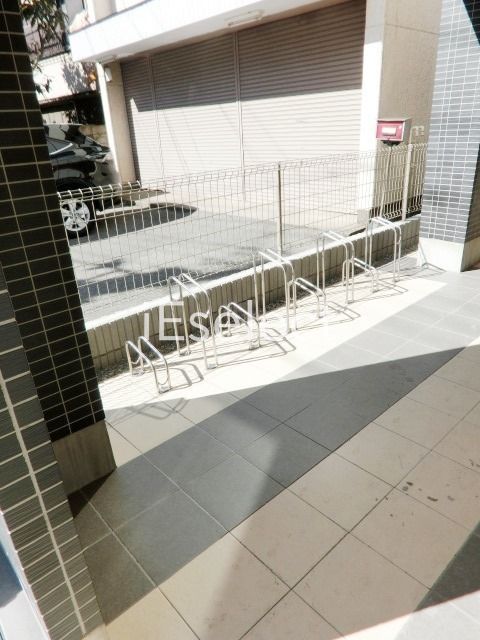 駐車場　駐輪場ございます