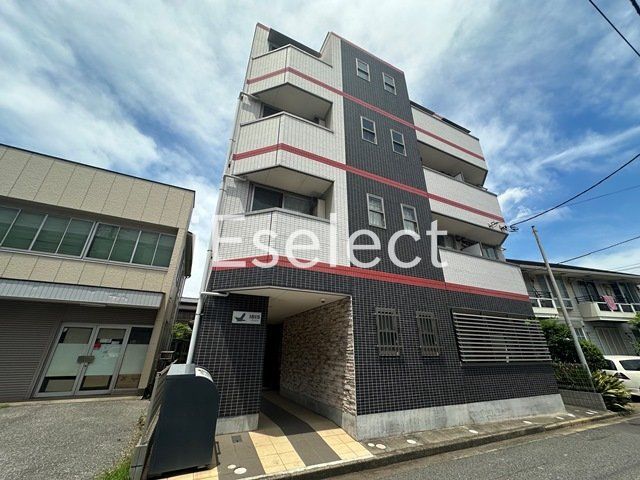 建物外観　おしゃれなデザイナーズ物件です